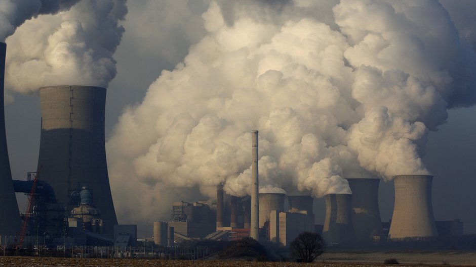 RWE Kohlekraftwerk in Neurath (Foto: Ina Fassbender, Reuters) RWE Kohlekraftwerk in Neurath (Foto: Ina Fassbender, Reuters)